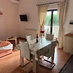 Vesna Appartement Veleniki