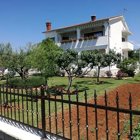 Apartment Vesna Veleniki