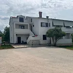 Apartment Vesna *